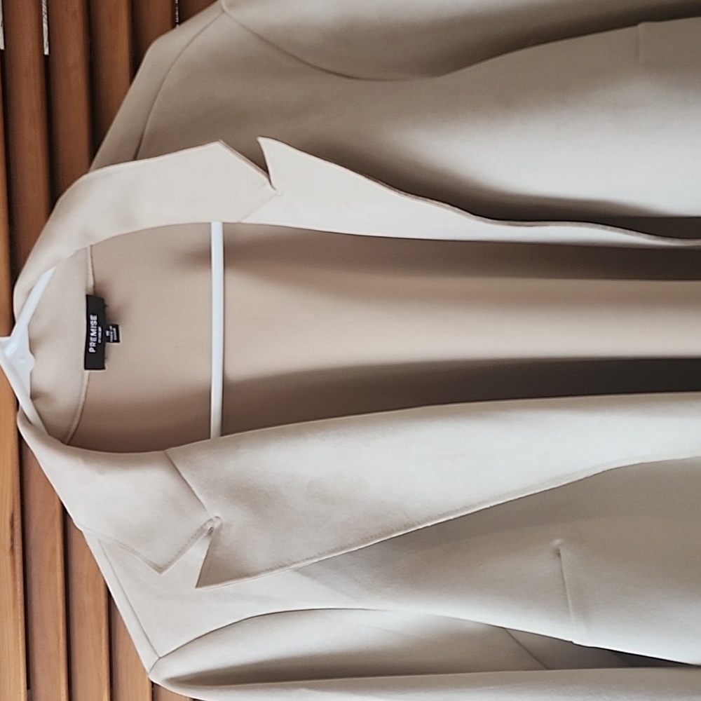 Tan Jacket - Picture 3 of 4